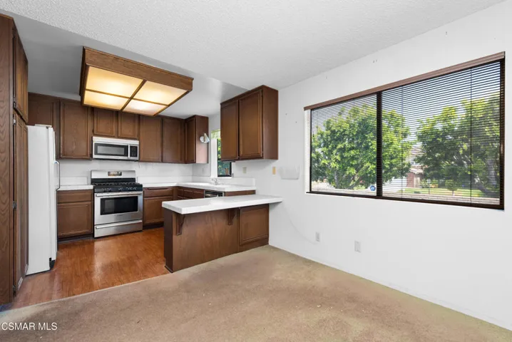 21145 Lassen St Chatsworth-9