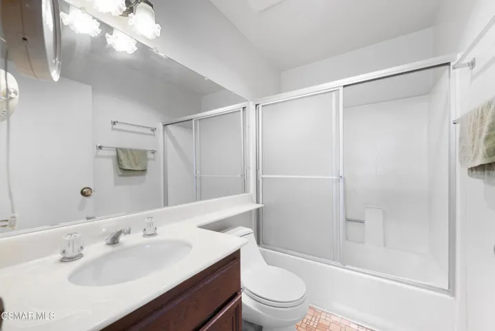 21145 Lassen St Chatsworth-18