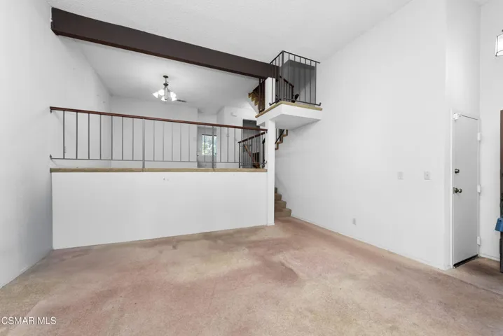 21145 Lassen St Chatsworth-4