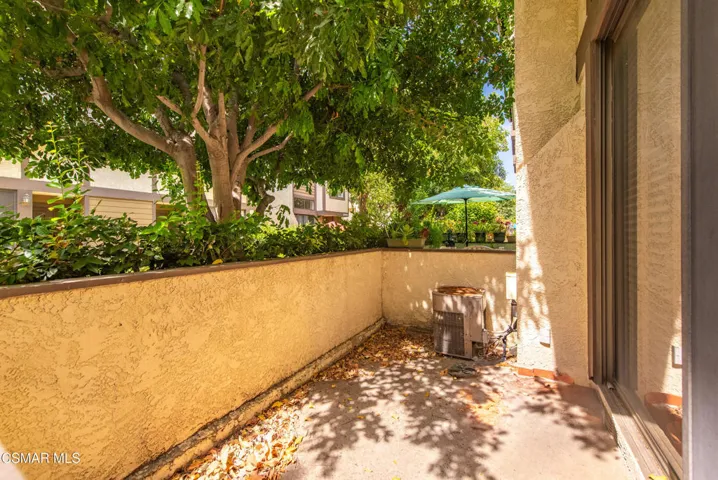 21145 Lassen St Chatsworth-26