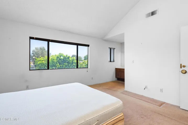 21145 Lassen St Chatsworth-15