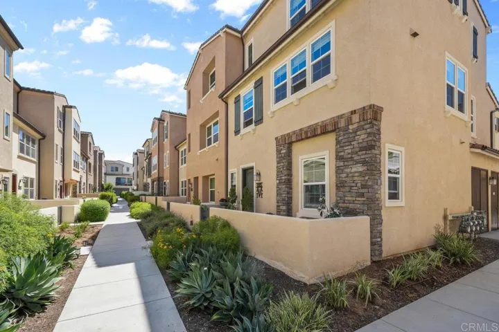 11015 Peyton Way, San Diego, California 92129