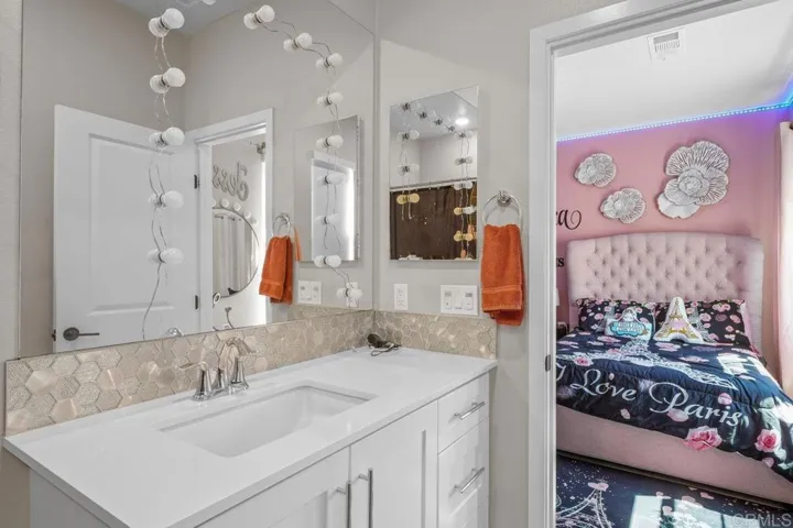 11015 Peyton Way, San Diego, California 92129