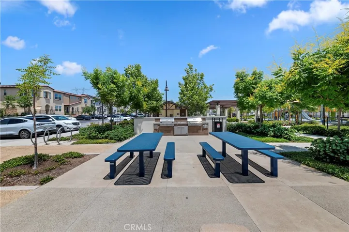Common Area - BBQs
