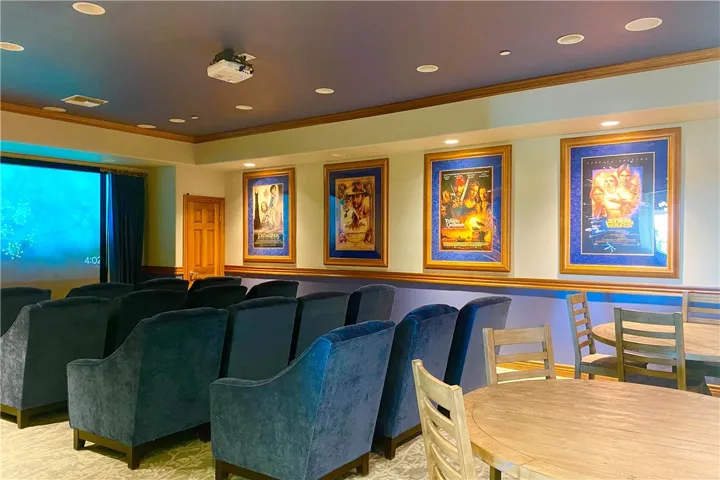 Media Lounge