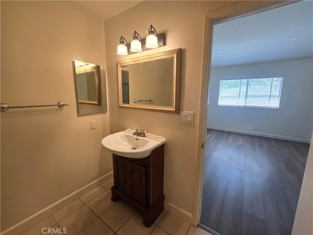 2288 Loma Alta Drive 6, Fullerton, California 92833