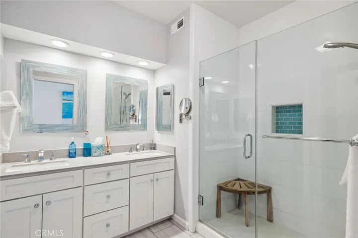 13 New Chardon #41, Laguna Niguel, California 92677