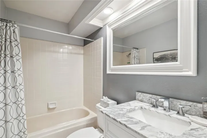 13 New Chardon #41, Laguna Niguel, California 92677