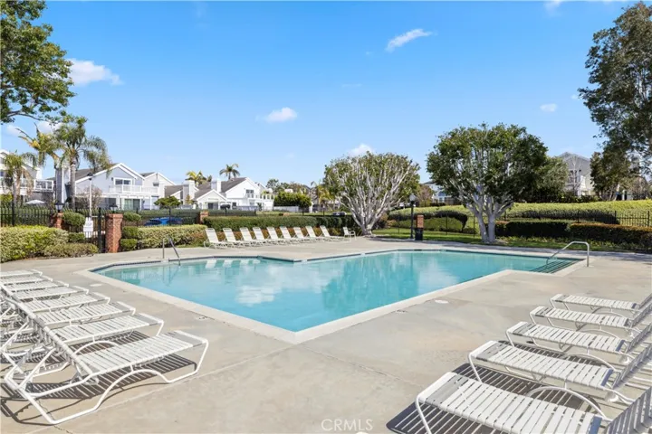13 New Chardon #41, Laguna Niguel, California 92677