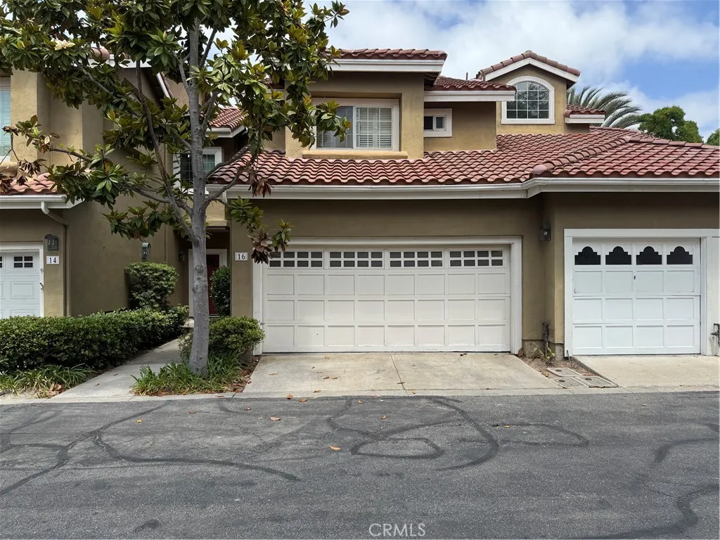 16 Matisse Circle Ci87, Aliso Viejo, California 92656, 2 Bedrooms Bedrooms, ,3 BathroomsBathrooms,Residential,For Sale,Matisse,PW25139941