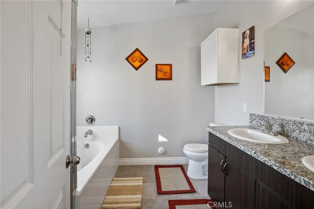 7755 7th Street, Phelan, California 92371 home-pic-25