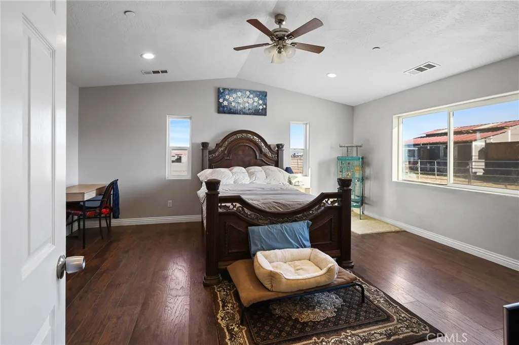 7755 7th Street, Phelan, California 92371 home-pic-15