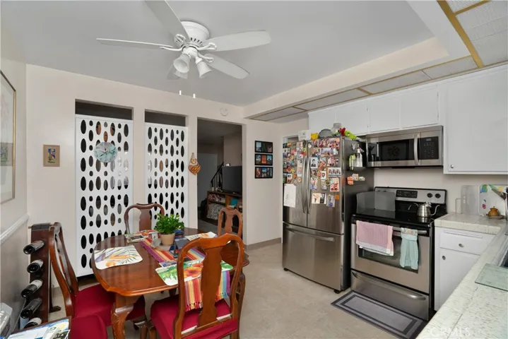 2615 Curtis Avenue, Redondo Beach, California 90278