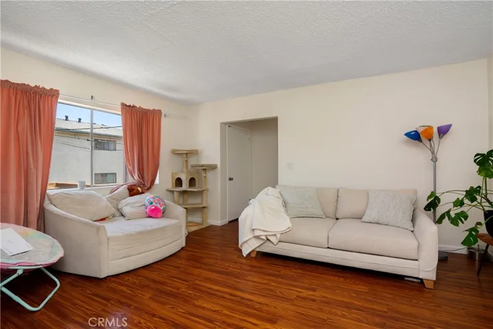 2615 Curtis Avenue, Redondo Beach, California 90278