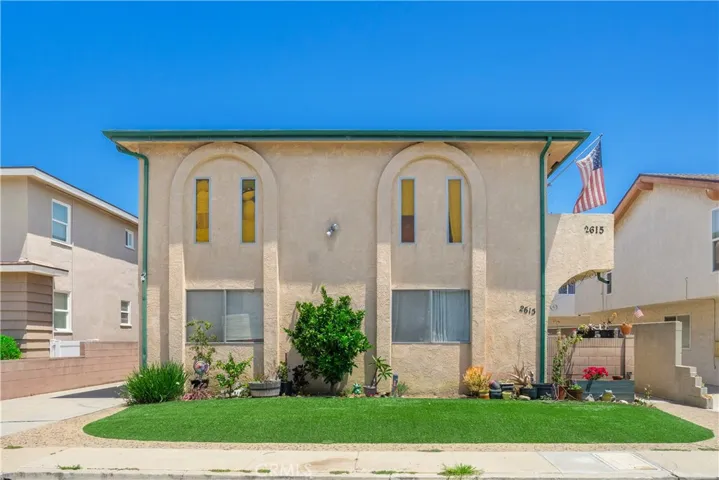 2615 Curtis Avenue, Redondo Beach, California 90278