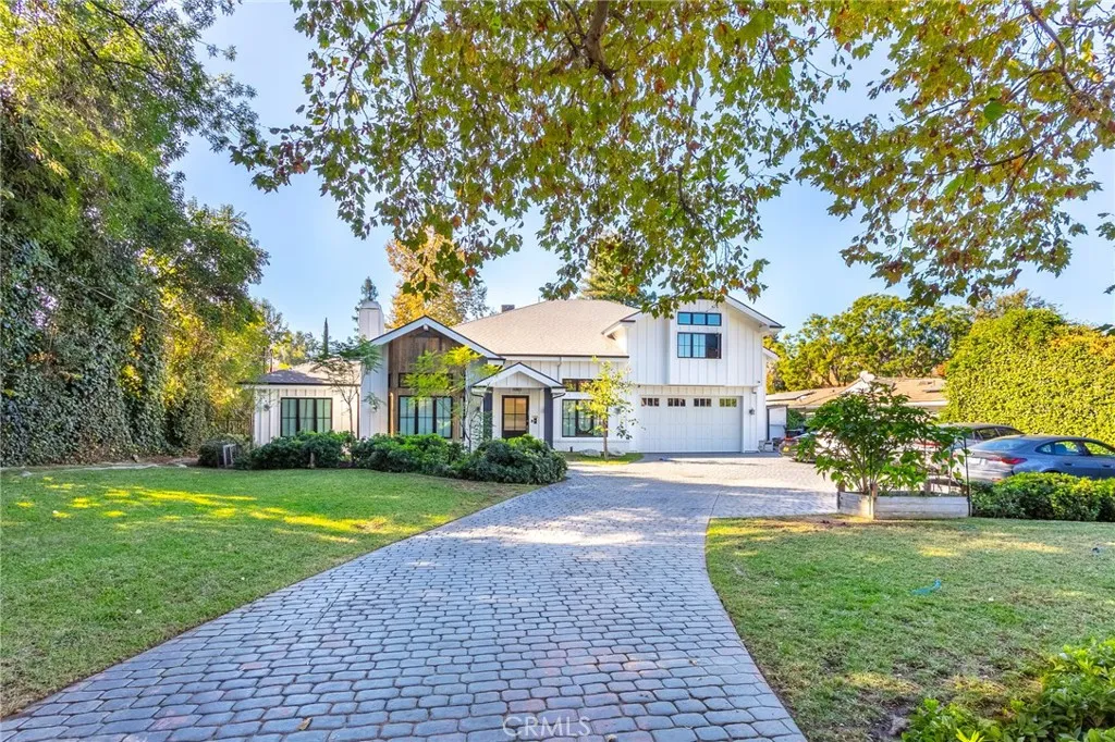 5225 Topeka Drive, Tarzana, California 91356, 5 Bedrooms Bedrooms, ,6 BathroomsBathrooms,Residential,For Sale,Topeka,SR25117319