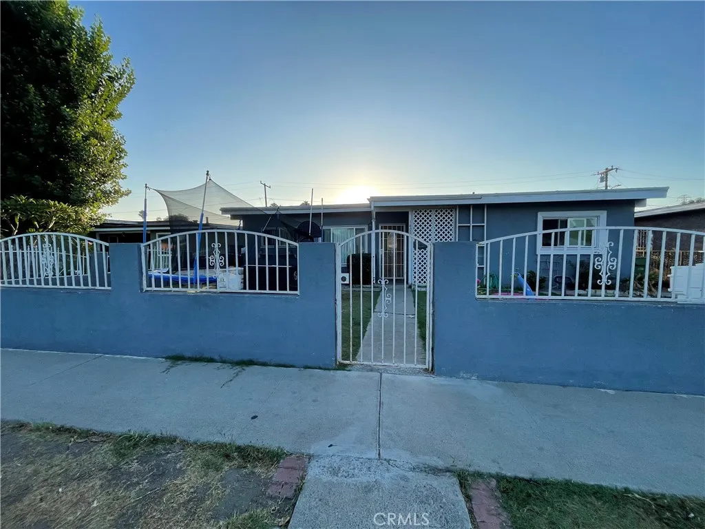 1408 S Central Avenue, Compton, California 90220 home-pic-9