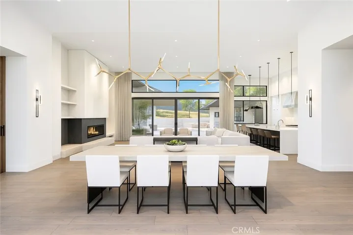 929 Via Del Vinedo, San Luis Obispo, California 93401