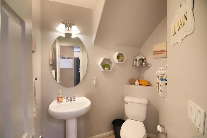 370 Caminito Barcelona, Chula Vista, California 91914