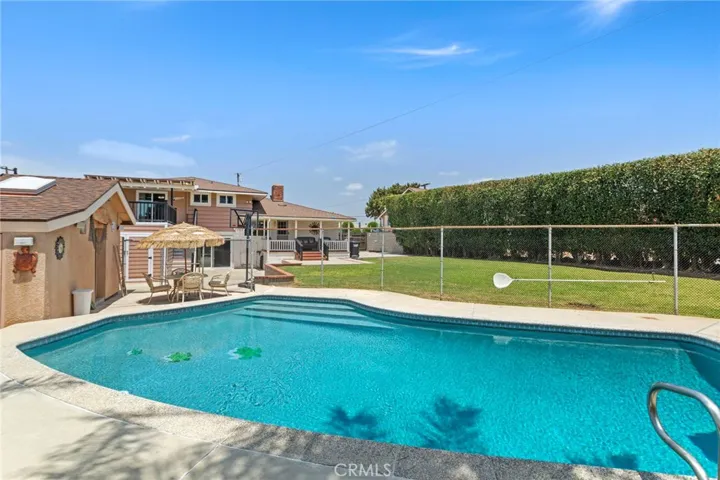 14740 Broadway, Whittier, California 90604