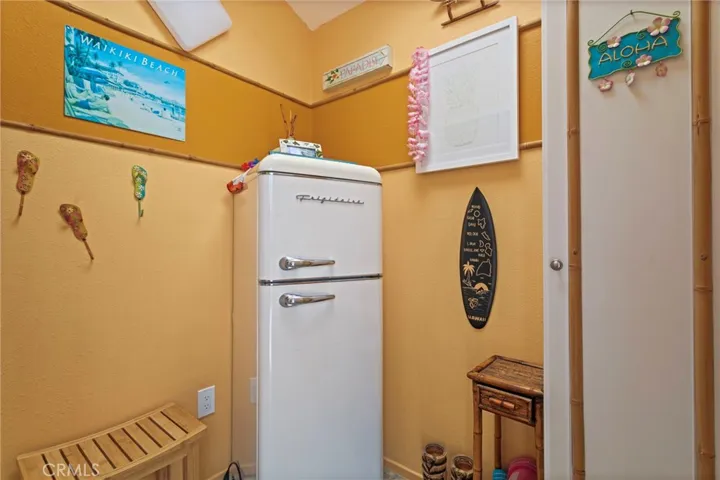 14740 Broadway, Whittier, California 90604
