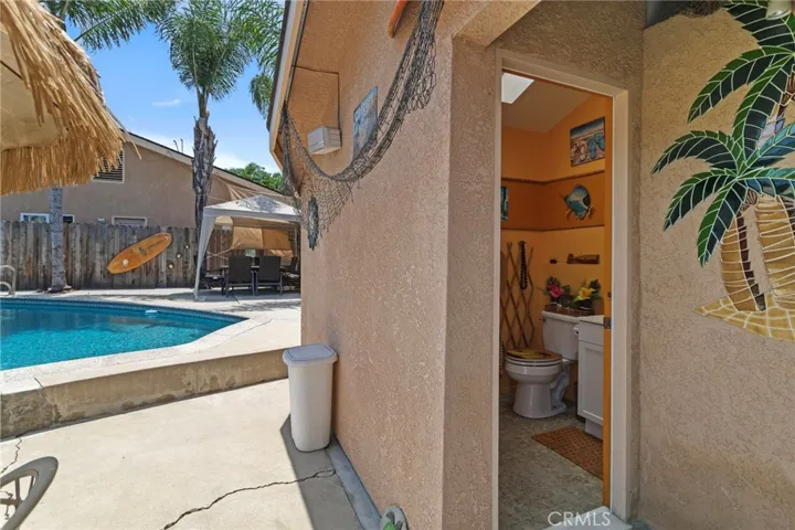 14740 Broadway, Whittier, California 90604
