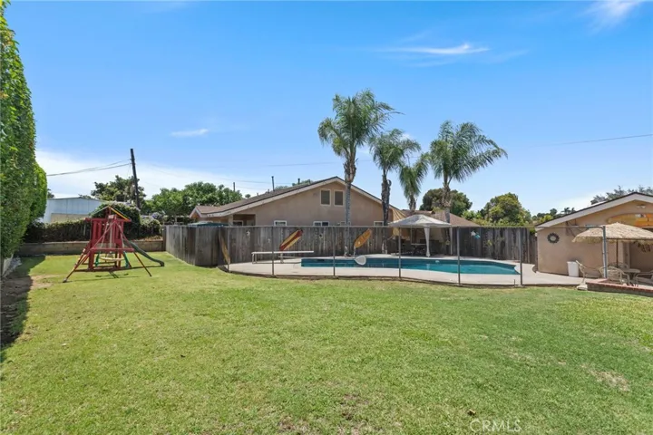 14740 Broadway, Whittier, California 90604