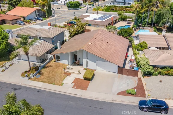25521 Rhoda Drive, Mission Viejo, California 92691