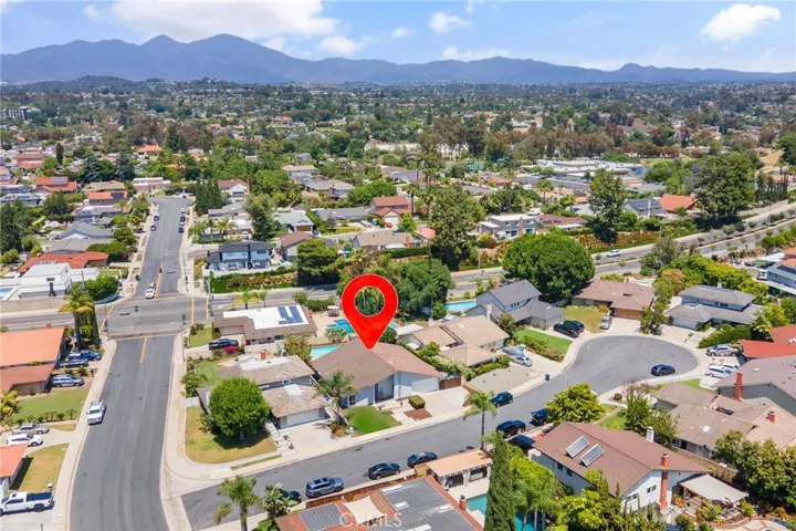 25521 Rhoda Drive, Mission Viejo, California 92691