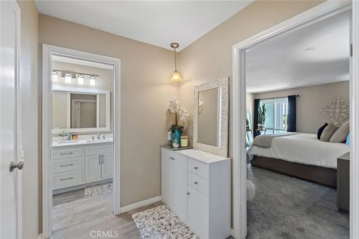 25521 Rhoda Drive, Mission Viejo, California 92691