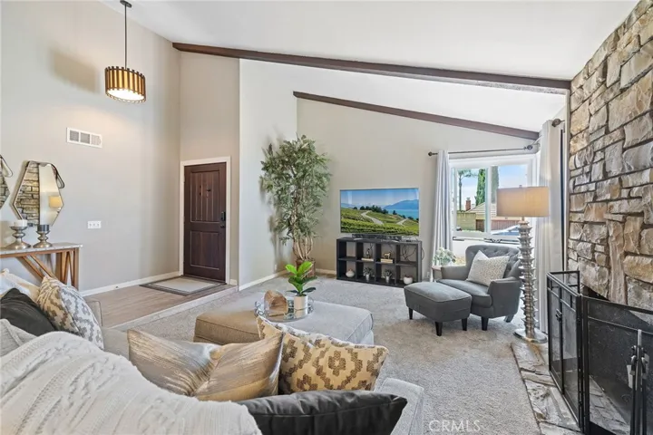25521 Rhoda Drive, Mission Viejo, California 92691
