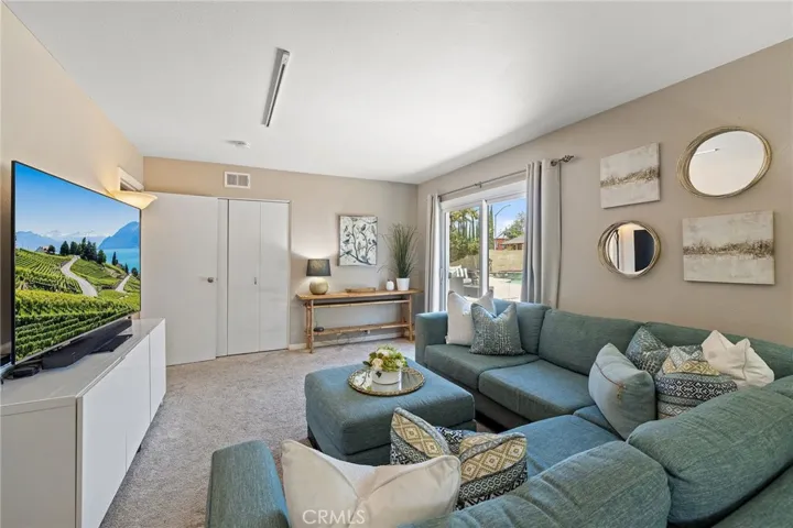 25521 Rhoda Drive, Mission Viejo, California 92691