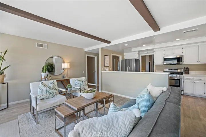 25521 Rhoda Drive, Mission Viejo, California 92691