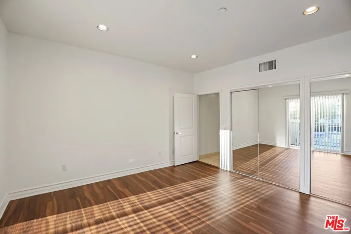 1212 Mcclellan Ph3, Los Angeles, California 90025