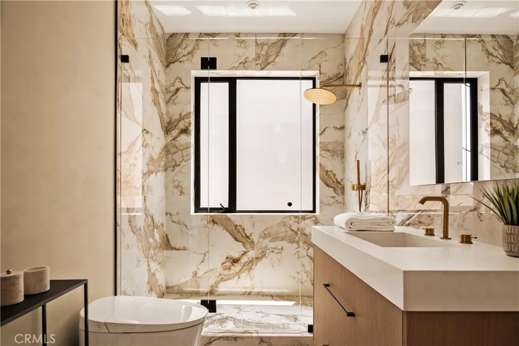 1955 Curson Place, Los Angeles, California 90046 home-pic-23