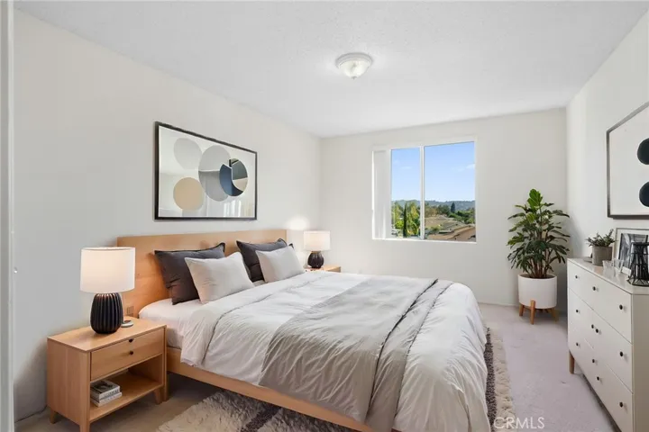 12830 Burbank Boulevard 320, Valley Village, California 91607