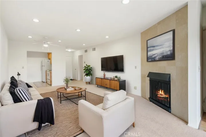 12830 Burbank Boulevard 320, Valley Village, California 91607