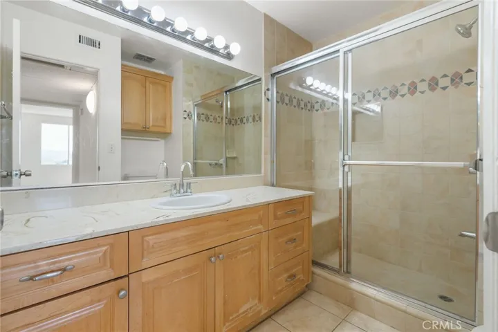 12830 Burbank Boulevard 320, Valley Village, California 91607