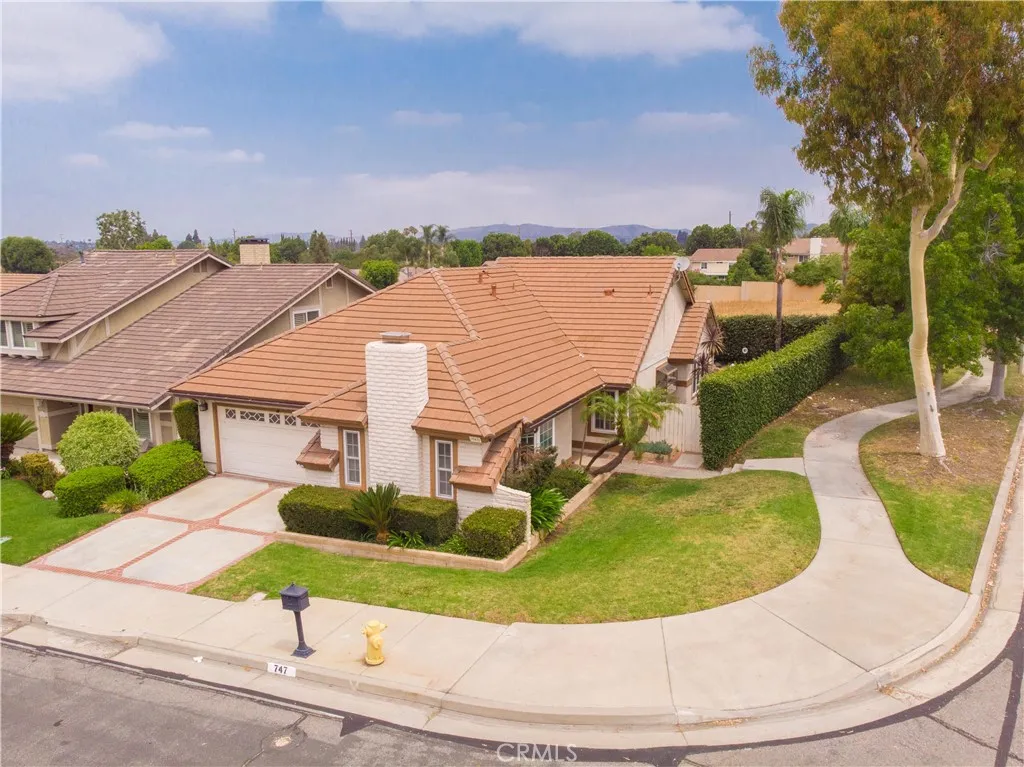747 De Jesus, Placentia, California 92870 home-pic-30