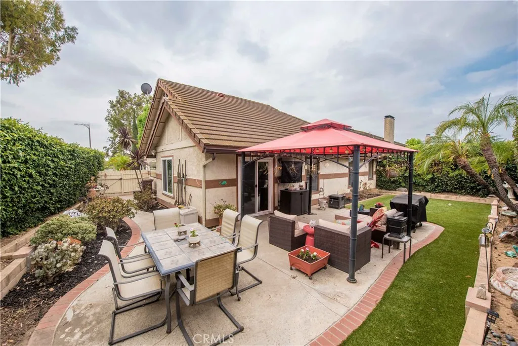 747 De Jesus, Placentia, California 92870 home-pic-24