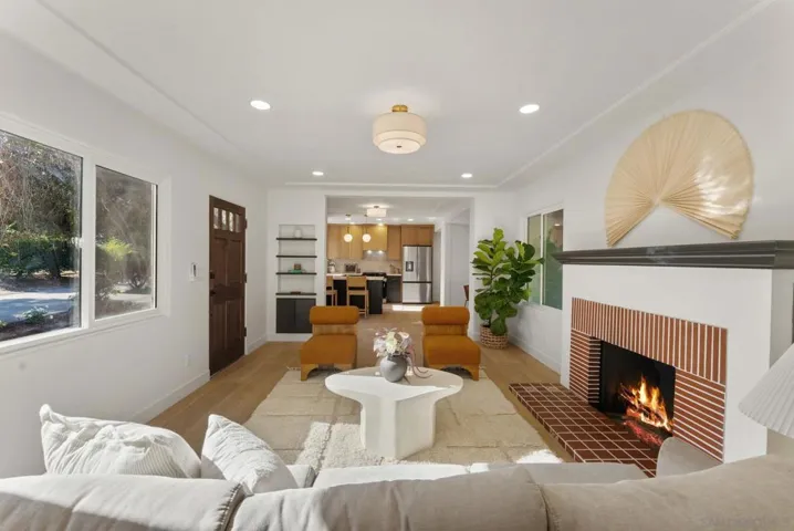 4621 Panchoy Dr, La Mesa, California 91941