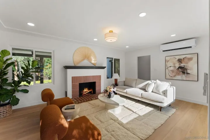 4621 Panchoy Dr, La Mesa, California 91941