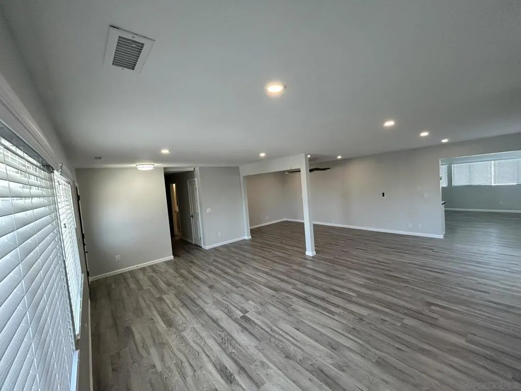 27452 Silver Lakes Pkwy, Helendale, California 92342 home-pic-7