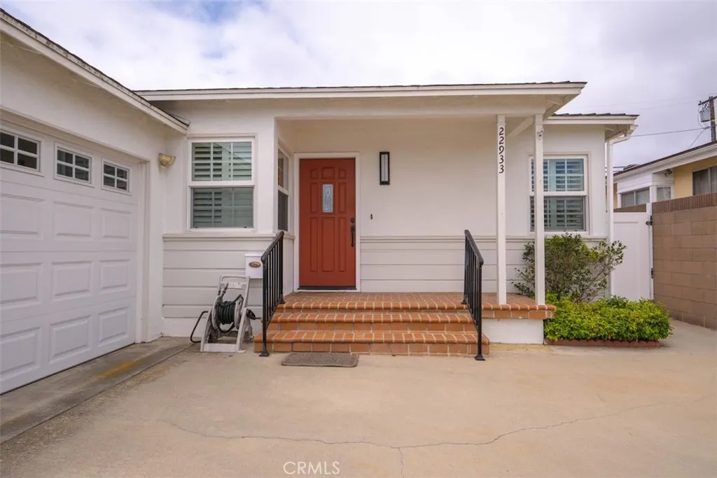 22933 Galva Avenue, Torrance, California 90505, 3 Bedrooms Bedrooms, ,2 BathroomsBathrooms,Residential,For Sale,Galva,SB25142822