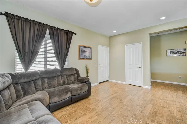 6174 Risingstar Drive, Eastvale, California 92880