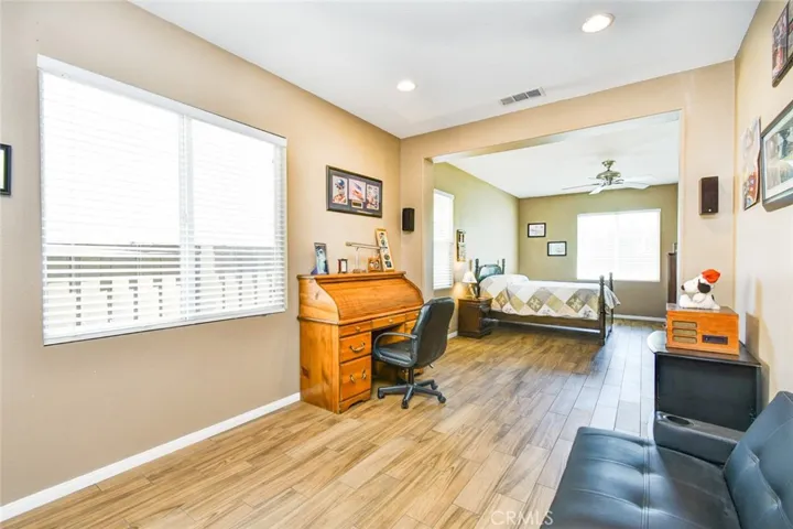 6174 Risingstar Drive, Eastvale, California 92880