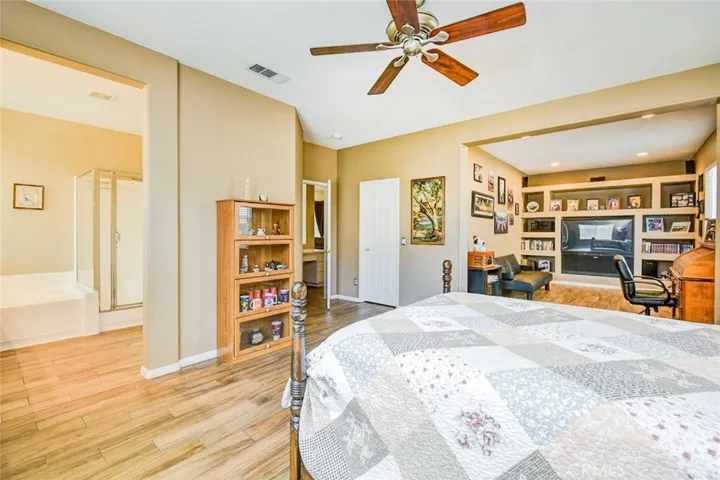 6174 Risingstar Drive, Eastvale, California 92880