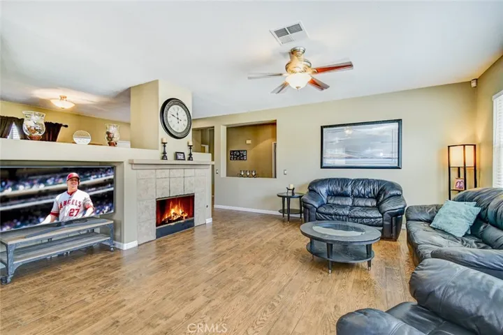 6174 Risingstar Drive, Eastvale, California 92880