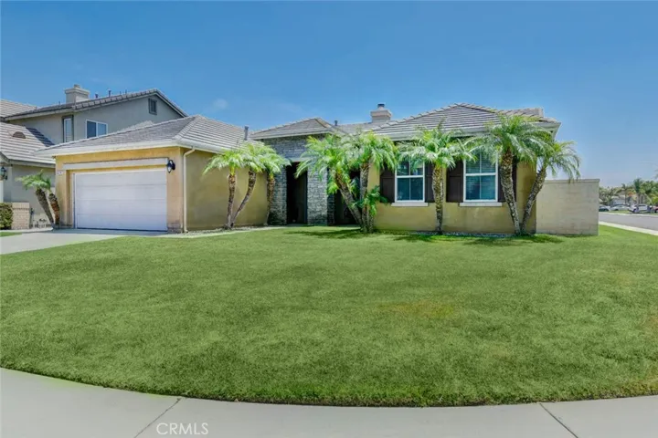 6174 Risingstar Drive, Eastvale, California 92880