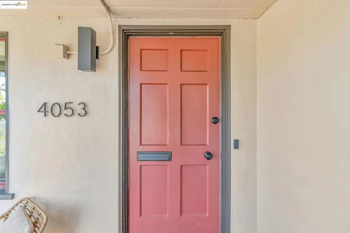 4053 Huntington, Oakland, California 94619